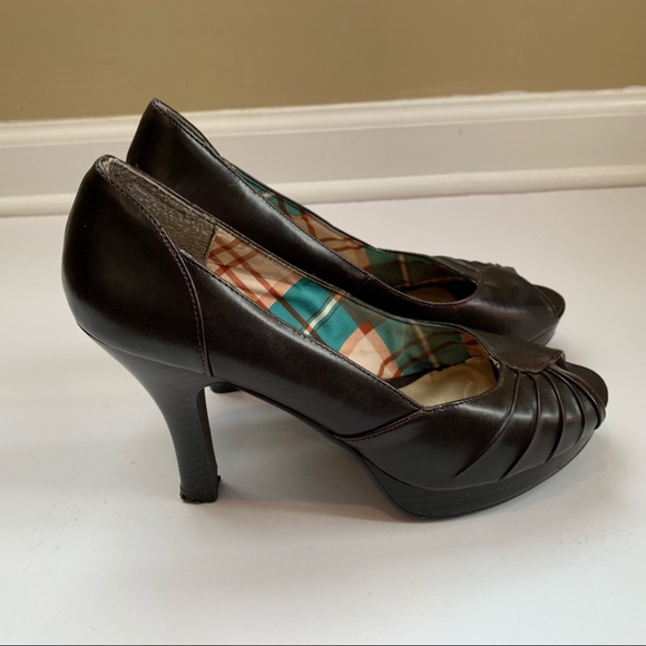 Candie’s women’s peep toe pumps size 8 - Picture 2 of 8